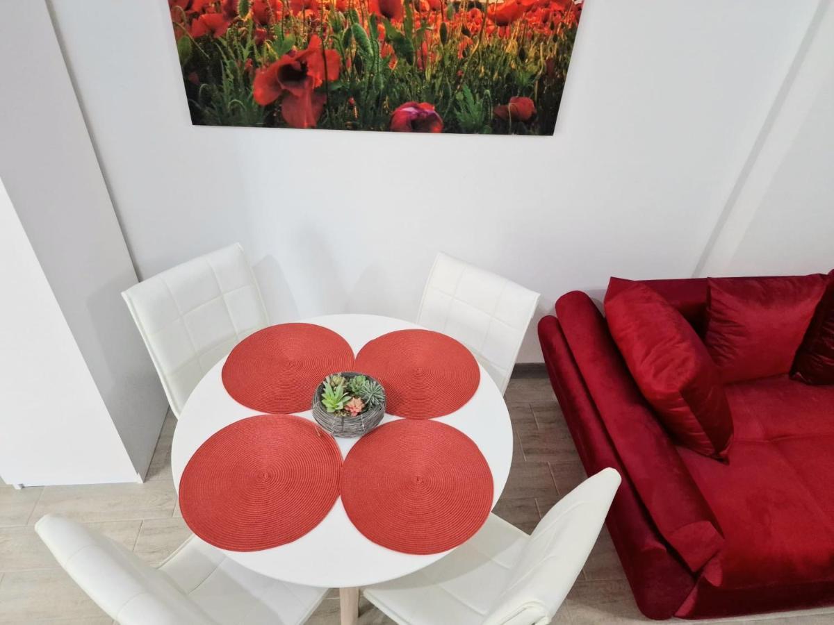 Appartamento Red.96 Năvodari Esterno foto